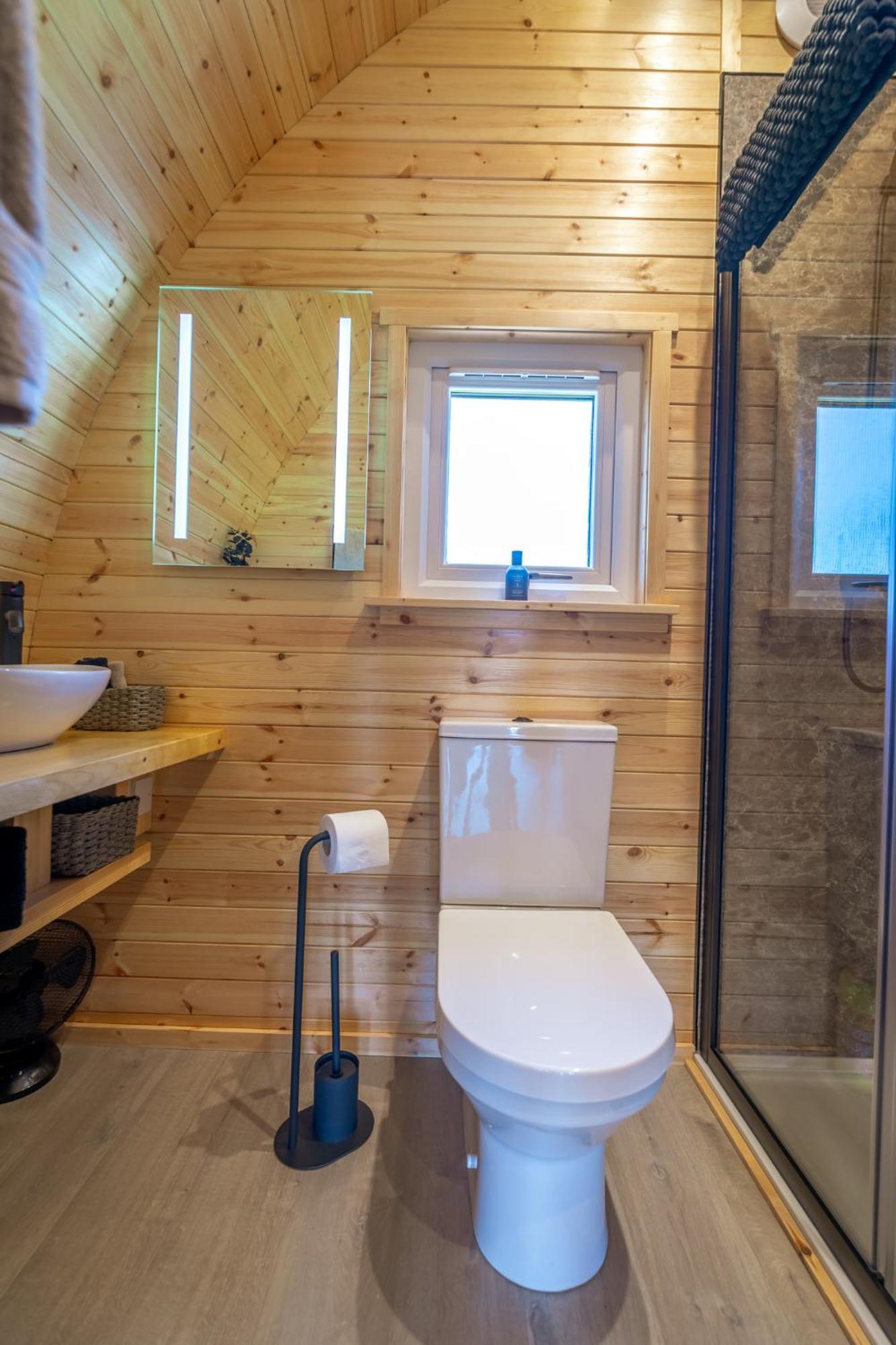 Loch Ewe Luxury Pods Apartment Mellon Charles Exterior photo